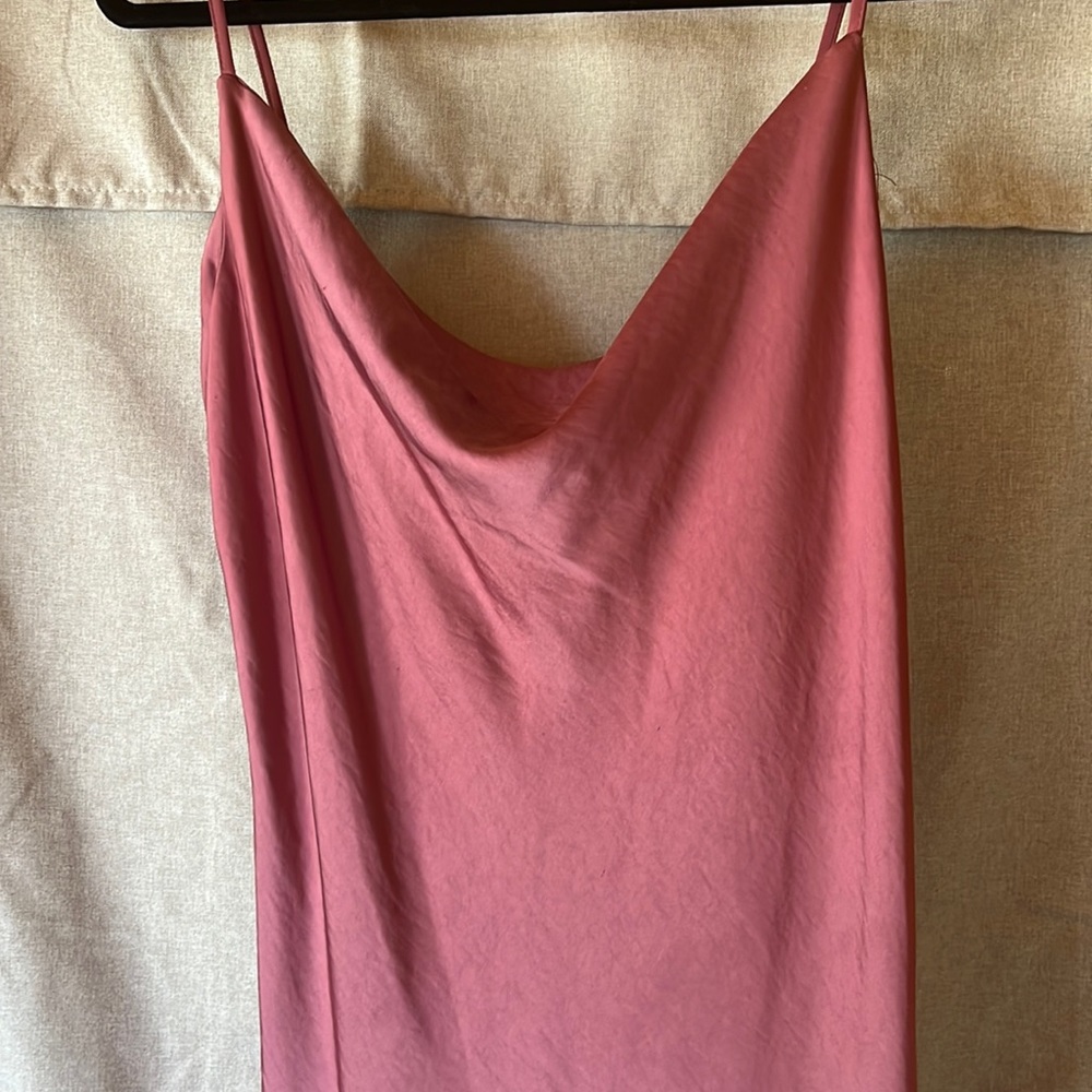Super comfy, soft midi dress. Great for any occasion